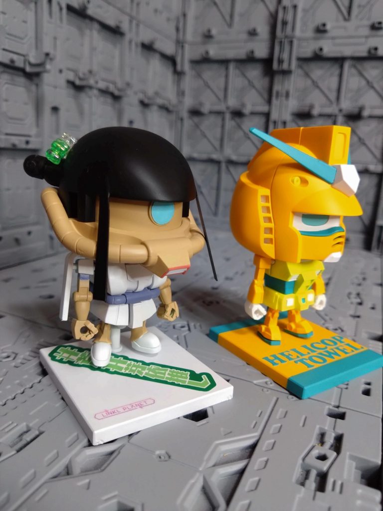 いつもの整備ドッグにて。ちなみにモノアイがブルーなのは武装してないから←という設定です。