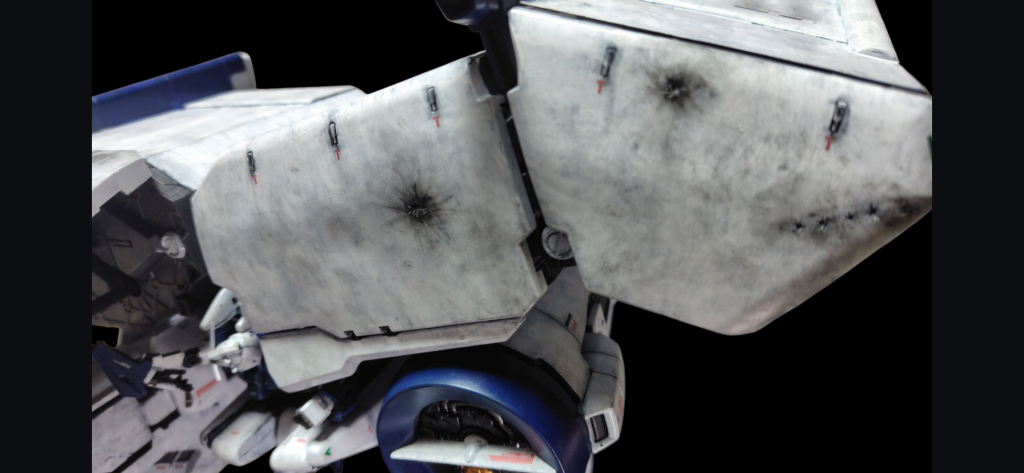 バズーカとかマシンガン喰らったイメージでバトルダメージ。