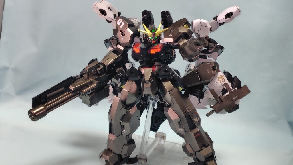 セラヴィーガンダム3Gがイメージのベースになってて、色はそっちに寄せてます。