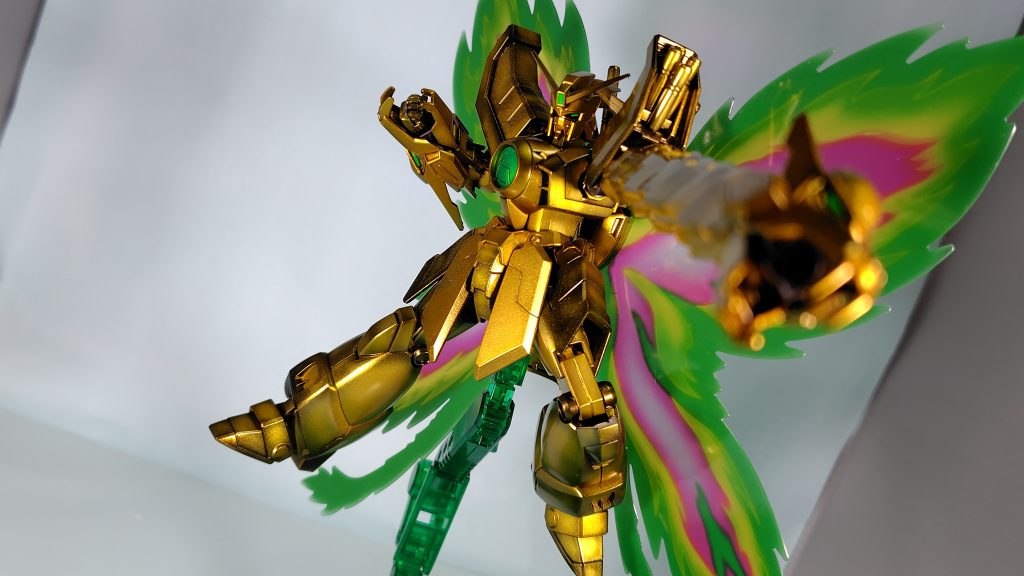 単にゴールドで塗装するより艶が出て好きですねぇ。