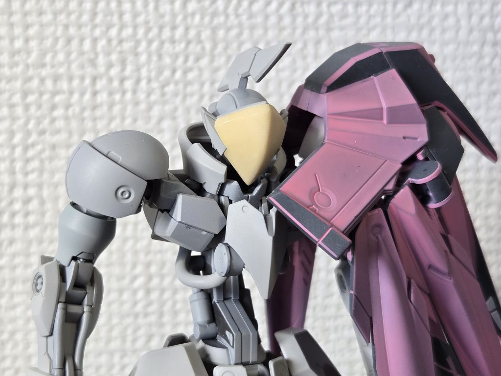 前作に引き続き仮面を作成。