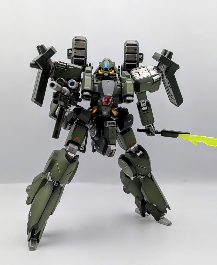 凄いイケメンなのですがヒサシが深くてモノアイが目立ちません。