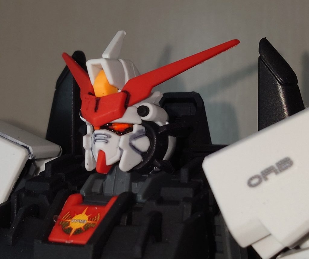 見てください このガンダムフェイス! もはやただの量産機ではございません もう一機入手してオリジナルカラーを楽しむしかないですね! 今回はムラサメ改自体を楽しむ為、成形色活かしのつや消しトップコートだけです デカールはSEEDの水転写デカールセットです 今回でオーブ軍のデカールはカンバンです バンダイさん、再販お願いします! 合わせてSEEDfreedomデカールセットはまだですか? コンパスの公式水転写デカールが欲しいです!