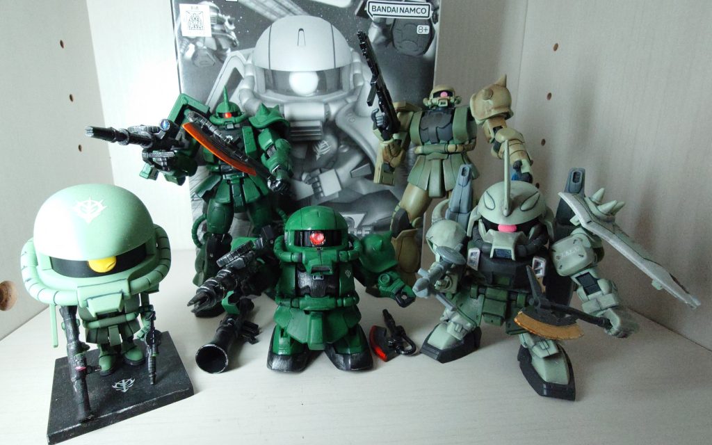 　ザクさん集合！　ザクは何体あっても良いのです！