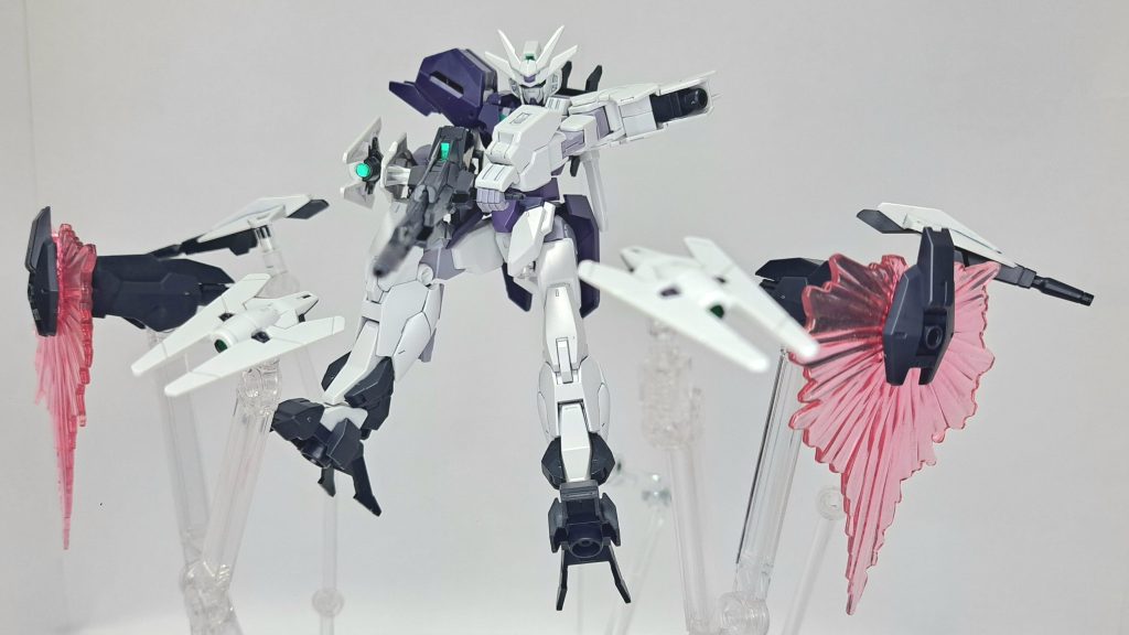 リミテッドチェンジ ジュピターtoウラヌスビットが装備されているプラネッツアーマーを組み合わせた形態