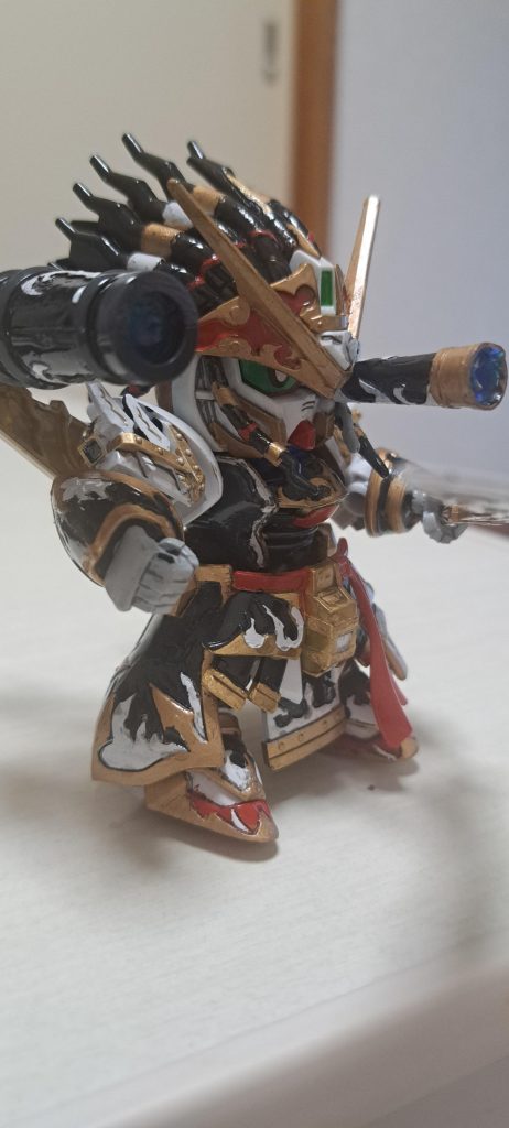 週末自分へのご褒美でいつもの家電量販店へ。これは塗り分けが非常に大変だと分かってましたが塗装に集中する自分がニヤニヤしてるところを想像し店の棚の前でニヤニヤしながら確保。