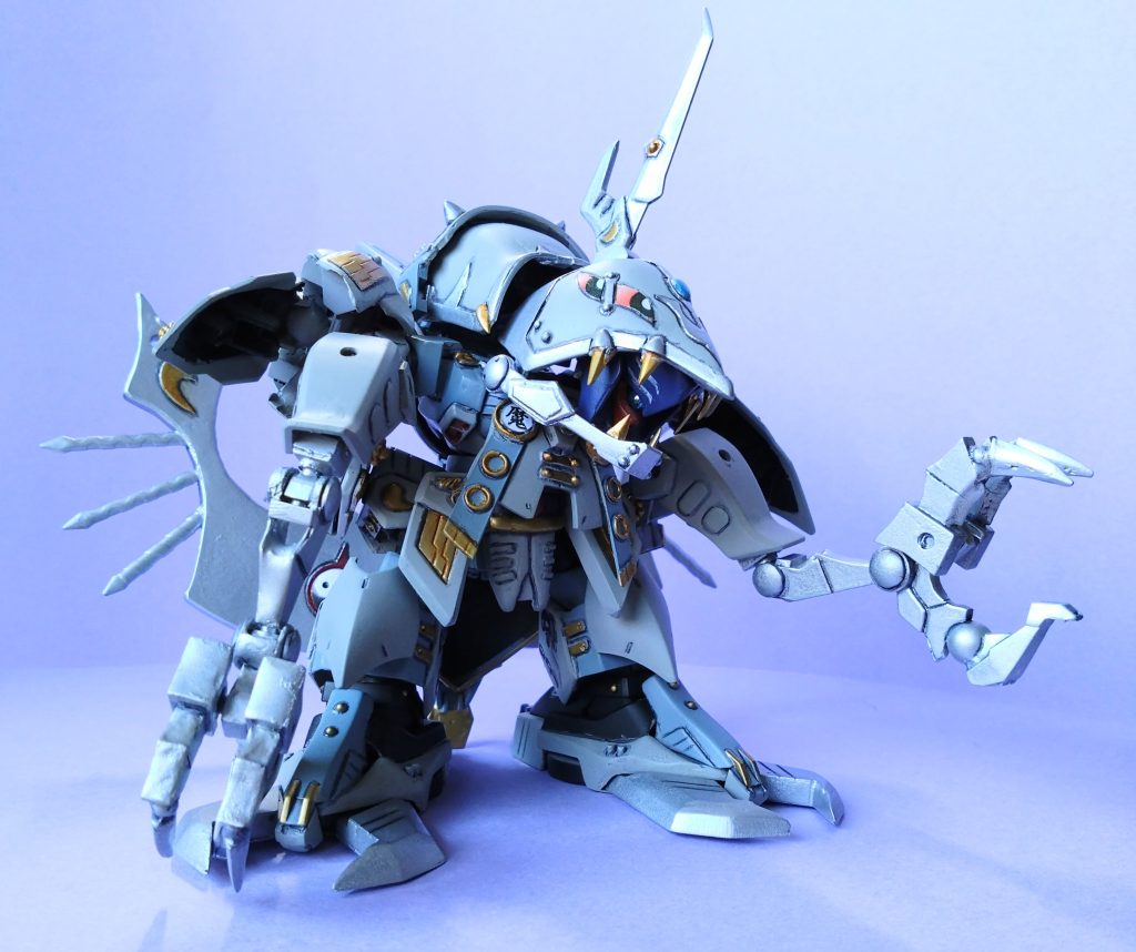 己の力の強大さを知っており。民から神と崇められるも、自らを神とは決して名乗らず、【魔神】と称する。 