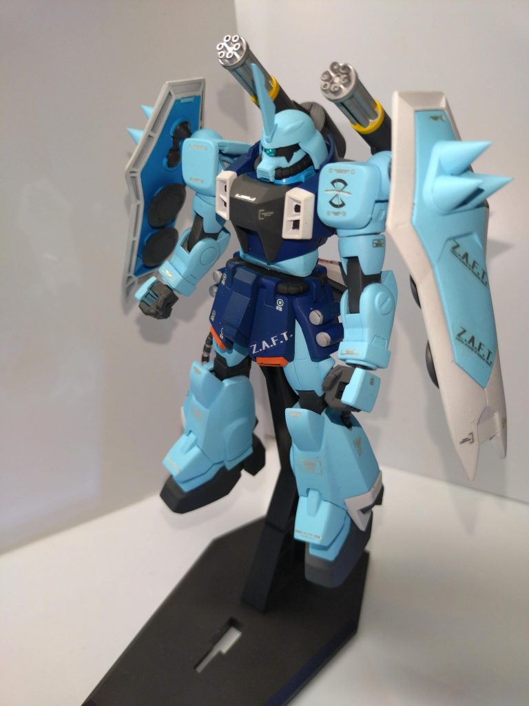 左アングル 劇中ほんとに数回しか出ていないのに何故か好きな機体。