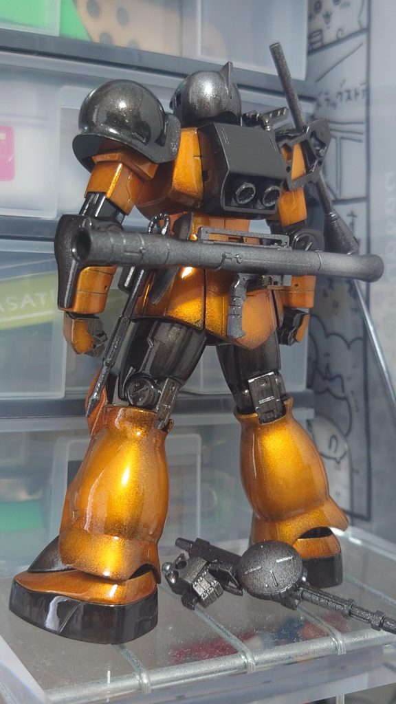 塗装後のバックショット。いちおう全体的にグラデーション塗装っぽくしてみました。