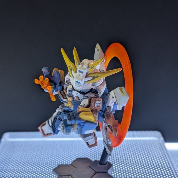 スペリオルデファイン　オトナ買いしたのを1つずつ上げていく予定です。最初はゴッドガンダム。明鏡止水は別でやる予定です。ゴッドフィンガーと背中の輪は蛍光塗料で紫外線発光するようにしています。白はとにかく筆ムラが目立つので苦手です。 （2枚目）