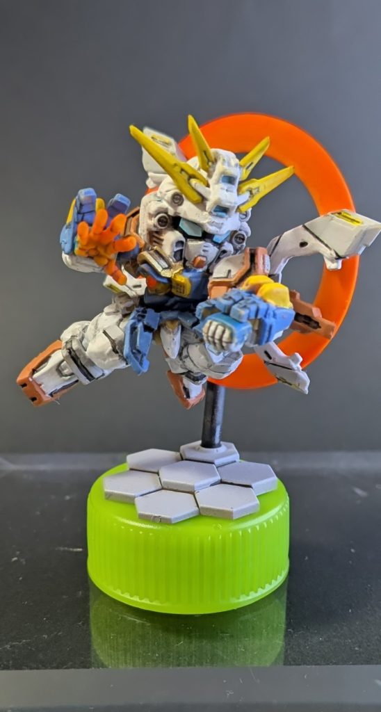 大きさはこんな感じ。小さいキットは置き場に困りにくい(困らないわけではない)ので助かります。