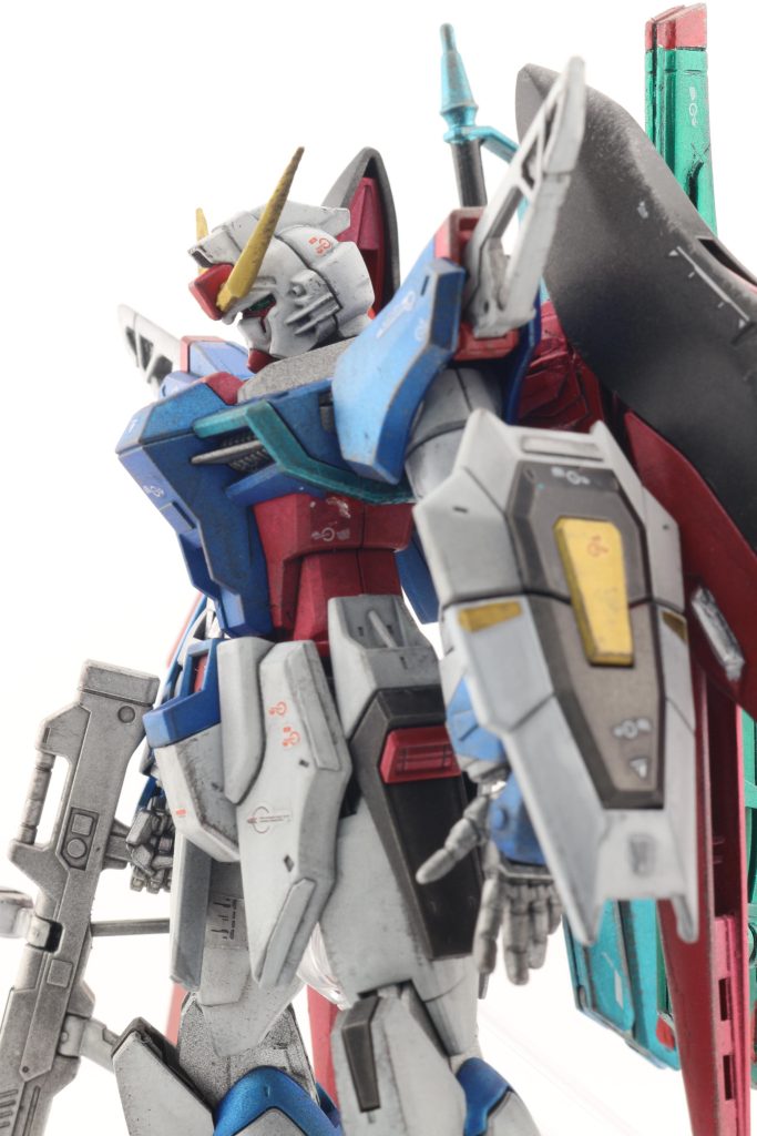 スタイルも首・足・腰を延長。