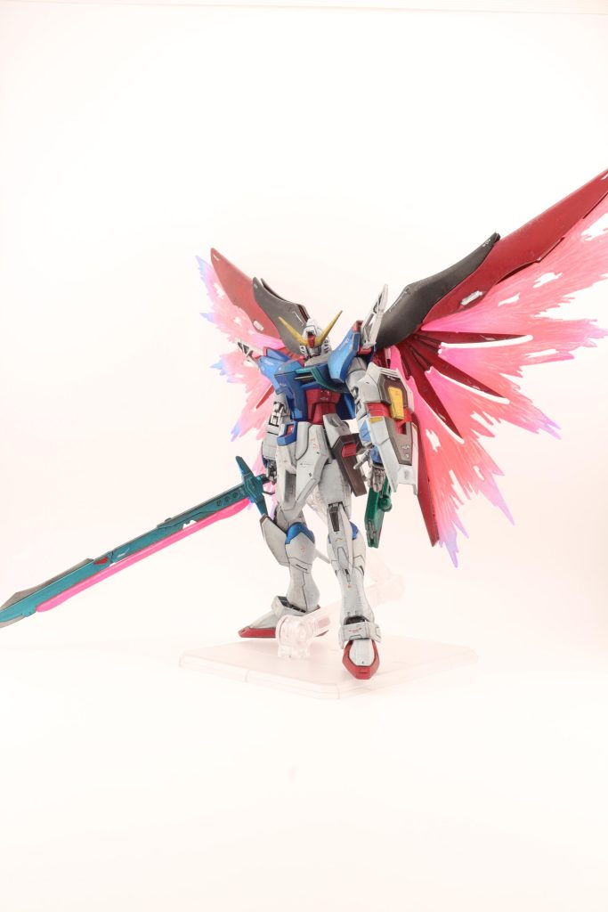 RGと比べ、パーツのポロリも少ない良いキットでした。