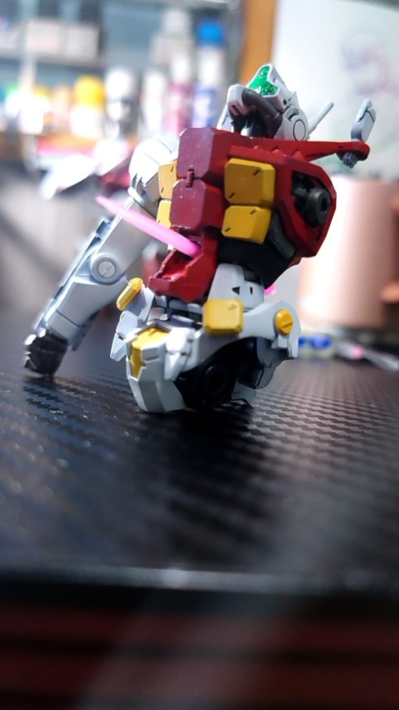 ビームサーベルを短めに削り込み