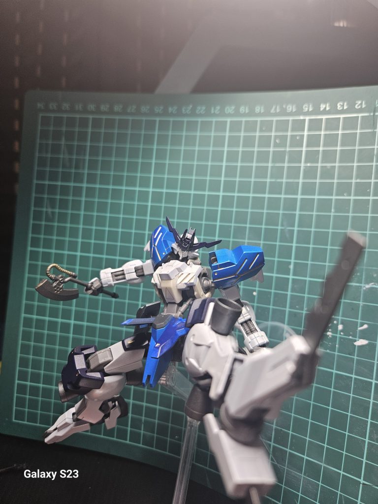 ガンダムヴィダールアクスウォーリアー