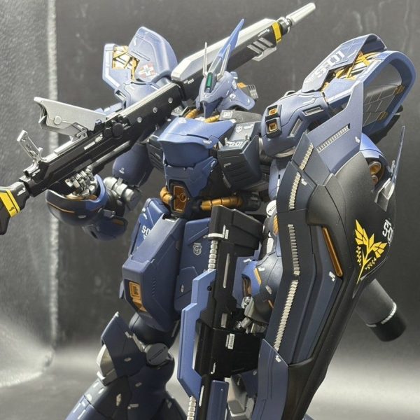 MG サザビーka 　ランバ・ラルカラー