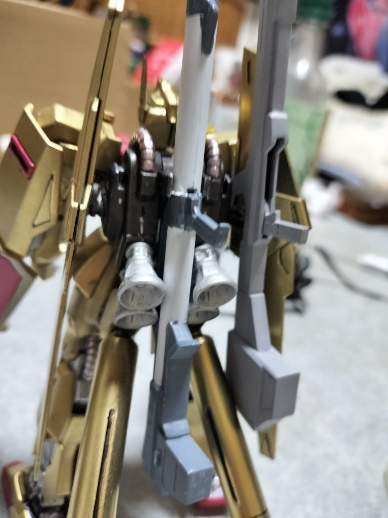 百式の武装は貧弱なので、マークⅡのバズーカとクレイバズーカ装備。