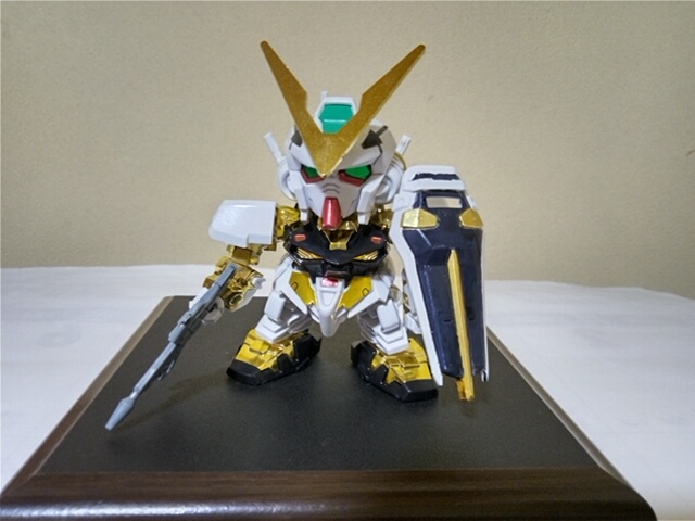BB戦士ガンダムアストレイゴールドフレーム