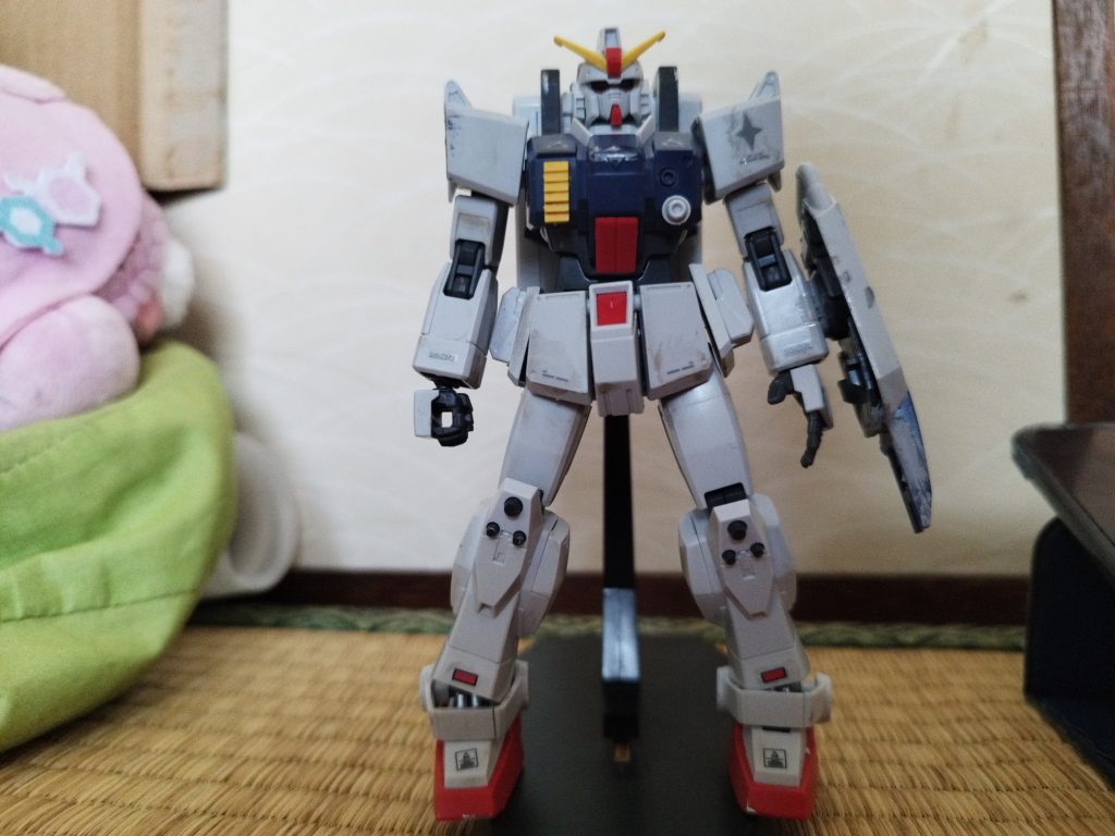 右腕のハンドパーツが違いますが許して！