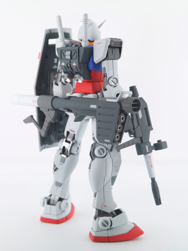 HG RX-78-2 ガンダム REVIVE版–4枚目/制作者：ちりぼう