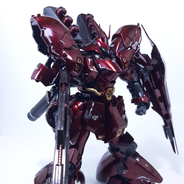 サザビー完成品素組み メタリック仕様 HGサザビー メタリック塗装｜@jhonkosuさんのガンプラ作品