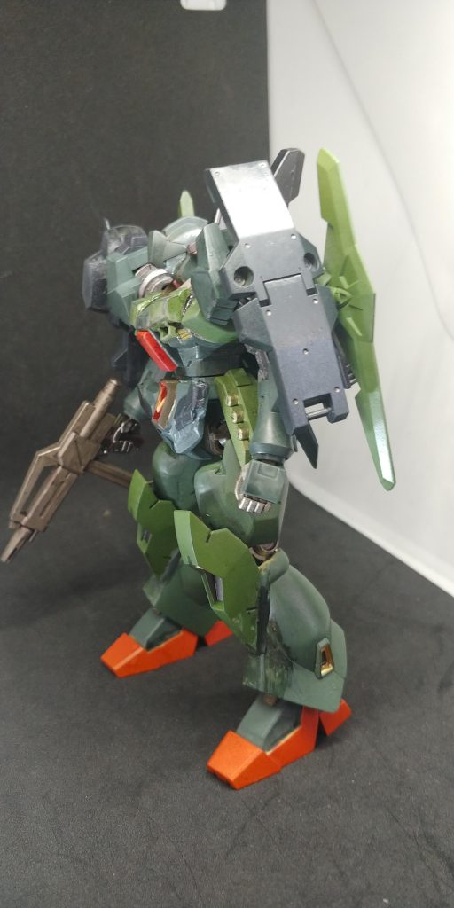 やったきっかけは作ったジェガンの太もも周り見てて、何となく取り敢えずスカート(前掛け)欲しいなって思って