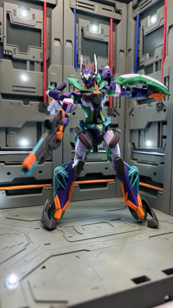 HG ジフレドを蛍光塗料でビカビカに–3枚目/制作者：KPO