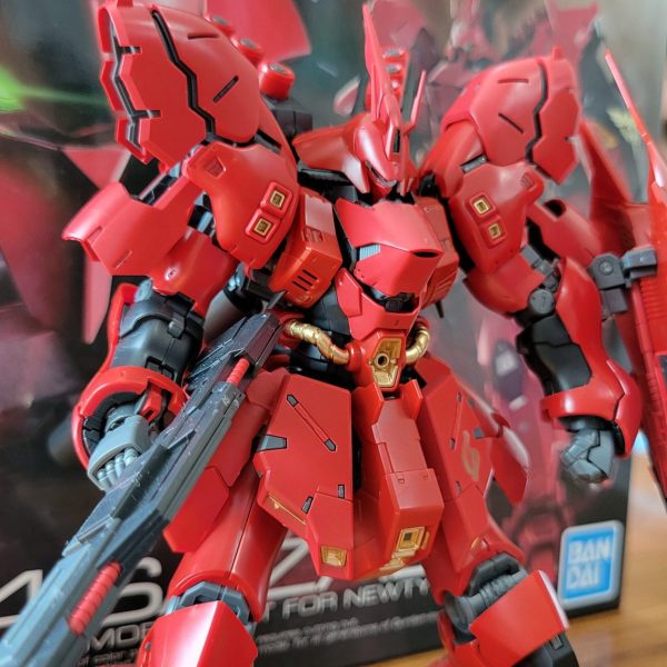 RG　サザビー　ガンダムマーカー部分塗装