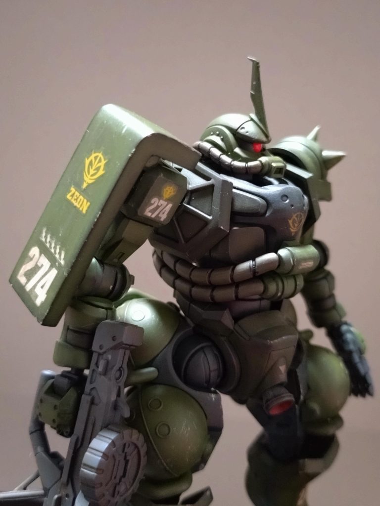 シールドの大型化を実施ザクはこのぐらいの長さが好みなので様子を見ながら延長しました