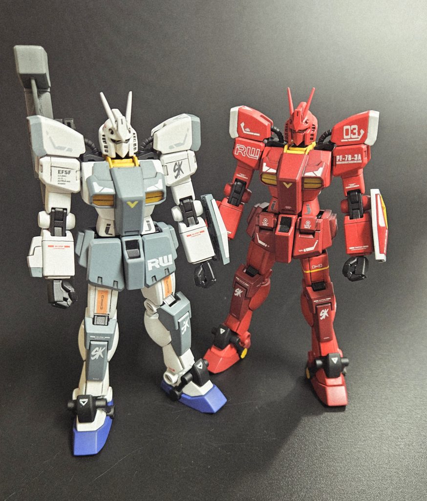 取り敢えずは紅白揃いました。あと何体増えるか今から楽しみです♪