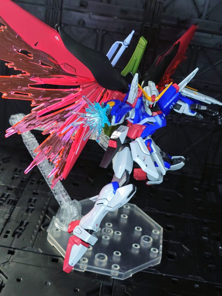 28 デスティニーガンダム