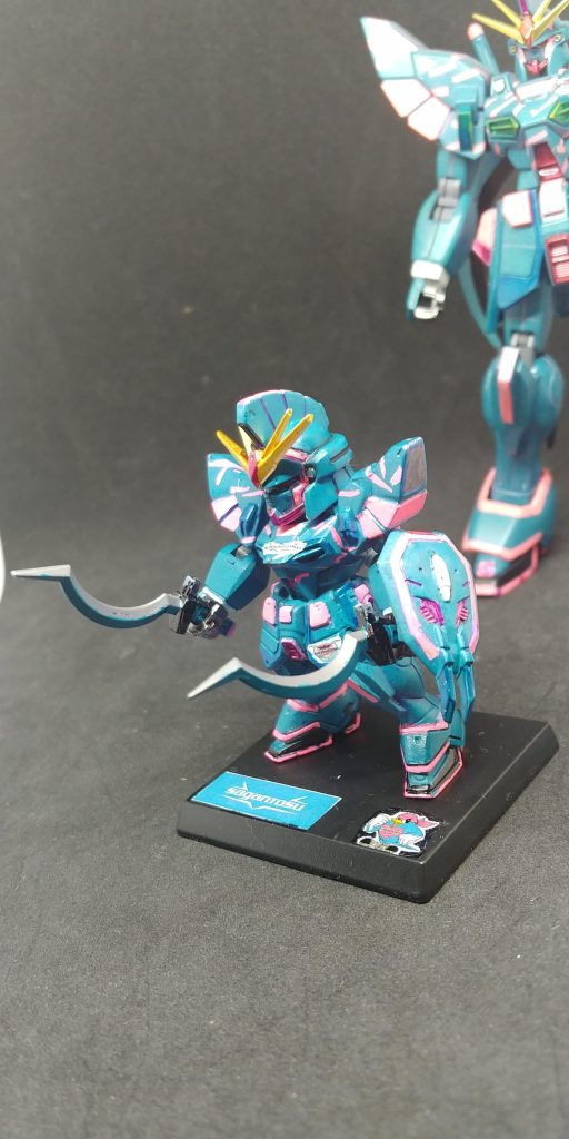 使用カラーはHGとほぼ同じ【Gブルー×Gメタグリーン】、【蛍光ピンク×ロイヤルメタレッド】、メタリックピンク、コスモスメタブルー、Gブラック、イエローゴールド、ホワイトゴールド、ヘビーガンメタリック、ニューホワイト、シャインシルバーマッキーマジック ピンクガイアカラー 蛍光ピンク