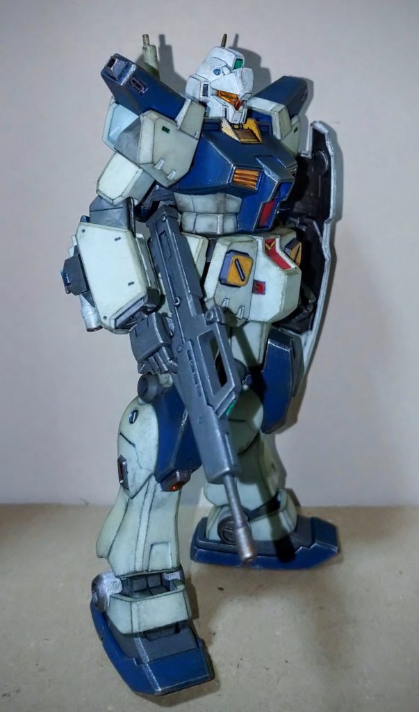 確かにカッコ良いとは思うのですが個人的に分析してみると95%はガンダム的なパーツ配置ですね・・・イヤ95%ガンダムはもうガンダムなんよ(；・∀・)ジムとしてそうゆう方向性のカッコ良さはどうなんだろうと思ってしまいますが・・・おっと、ここまでだなジムカス最高ぉ～以上になります。最後までお付き合いして下さった方々、ありがとうございます。