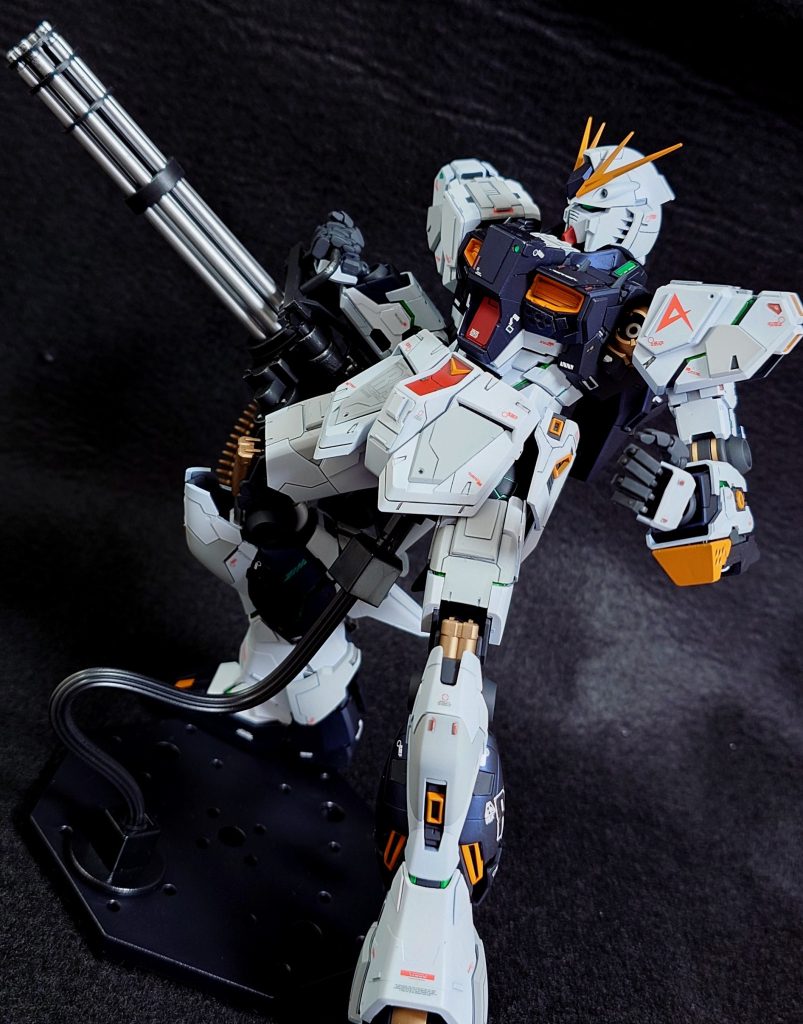 νガンダム　ver.Ka　全塗装　RX-93–9枚目/制作者：wat798