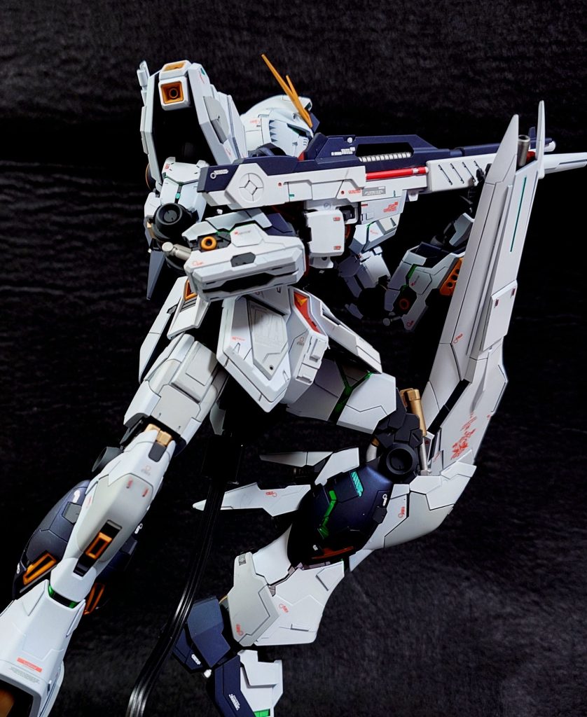 νガンダム　ver.Ka　全塗装　RX-93–6枚目/制作者：wat798