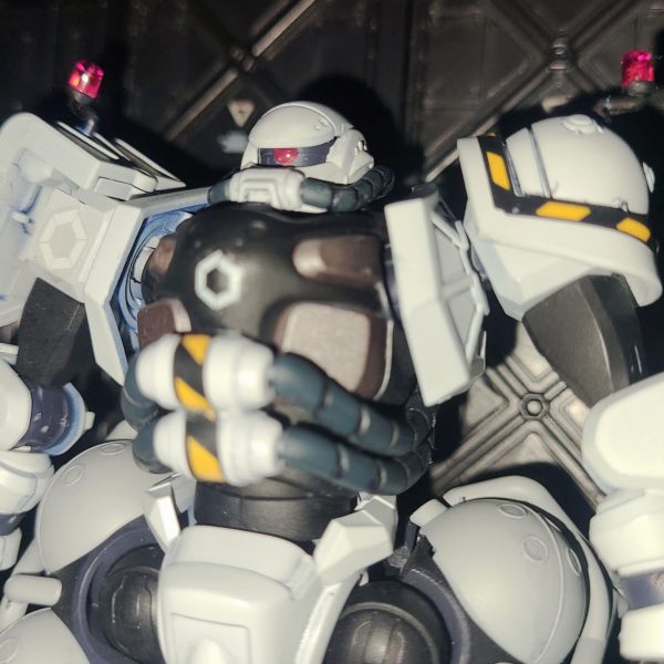 警邏用軍警ザク(仮)