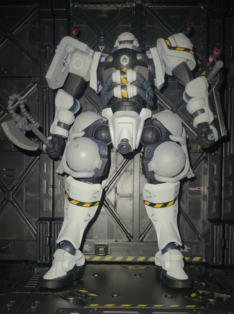 あとはディスプレイベース用のトラ柄テープのデカールを流用。