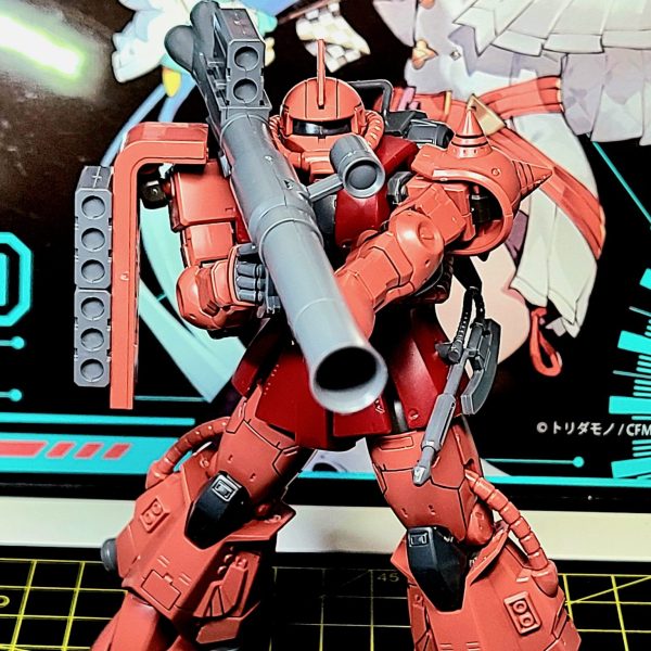 素組までやったククルス・ドアンバージョンのシャア専用高機動型ザクII。ディテール細かいしシールじゃなくて全部デカールだからバチバチに塗装推奨キット。