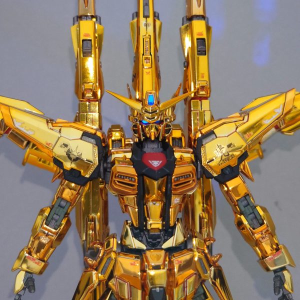 アカツキガンダム