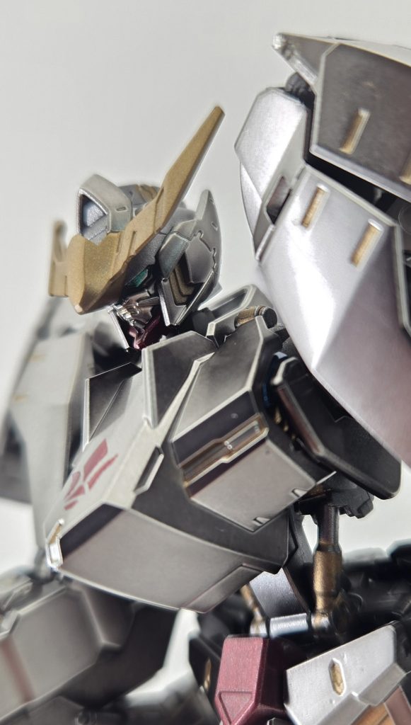 ガンダムバルバトス第6形態　アイアンブラッドコーティング