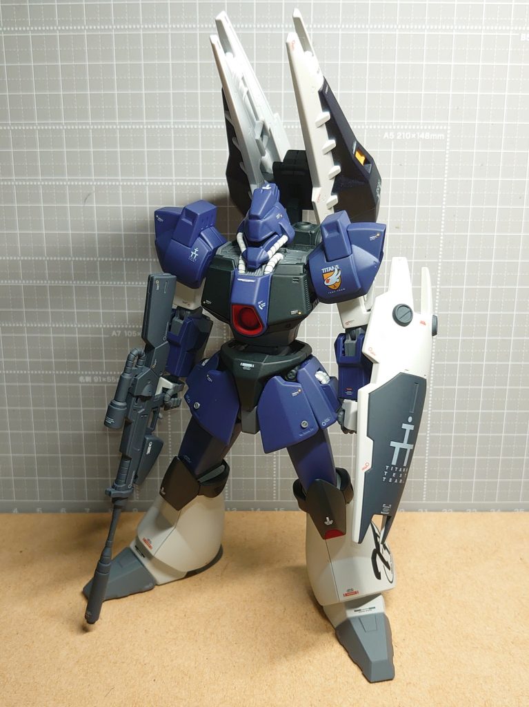 プロポーションの改造はほとんどしてません。首と腰部の微延長くらいです(・ω・)ノ 前投稿のハイザックと平行作業でした。