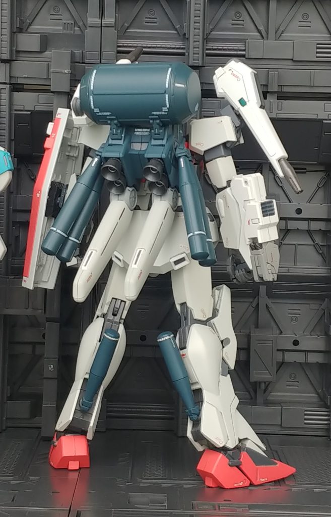 バックパックは月面降下のを拝借。