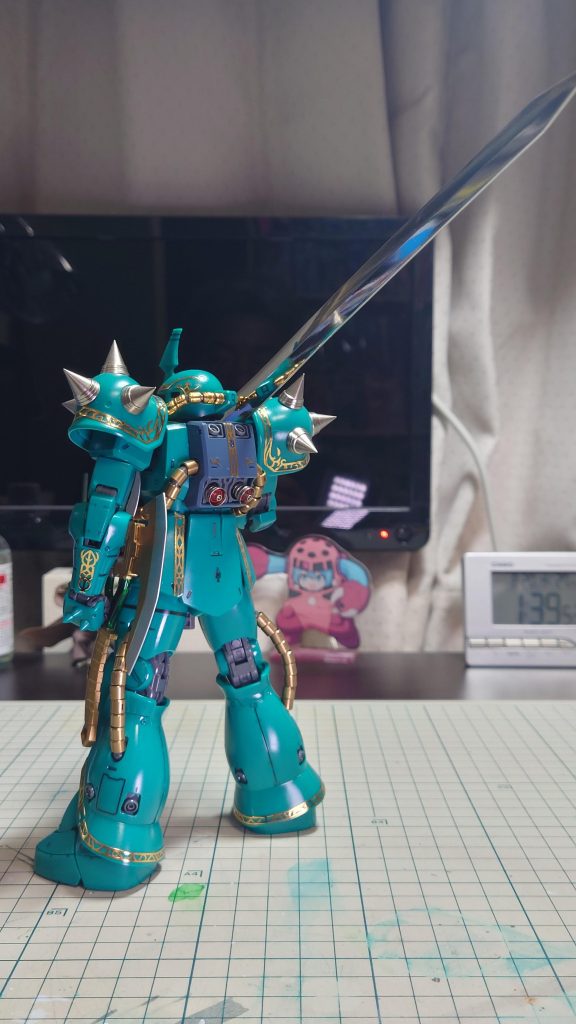 ドズル・ザビ専用ザクⅡ–5枚目/制作者：あれく myT 積みプラ崩したい