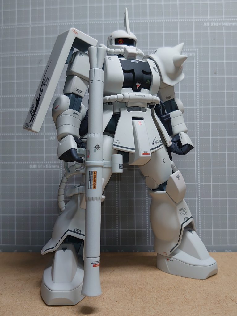 ホワイトオーガー (スネル機)設定のカラーリングから少し変えてあります。通常の汚しをしていないので、外連味が全く無いですw