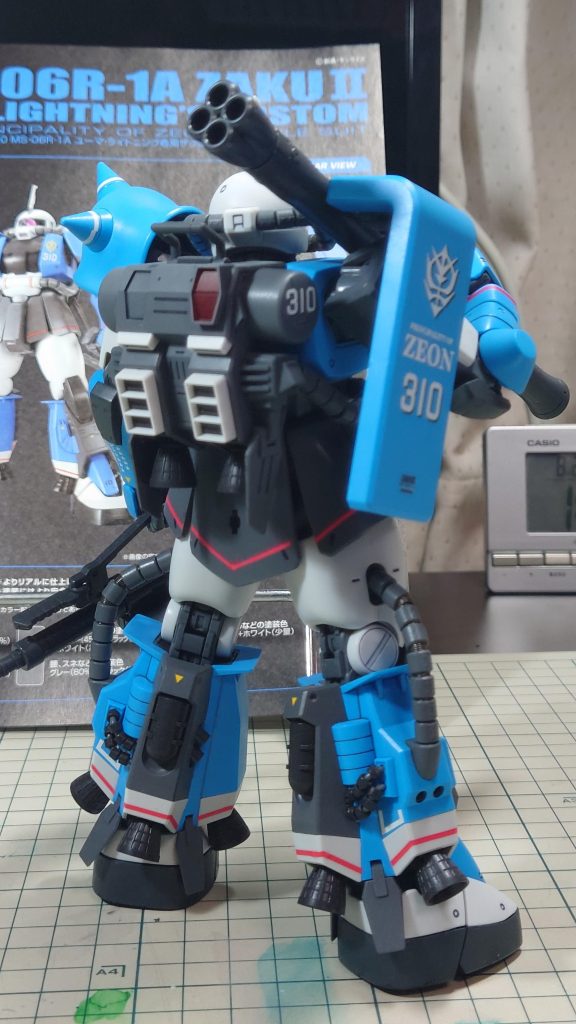 ユーマ・ライトニング専用ザクⅡ–5枚目/制作者：あれく myT 積みプラ崩したい