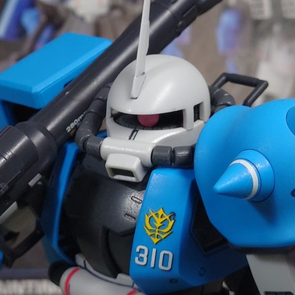 ユーマ・ライトニング専用ザクⅡ