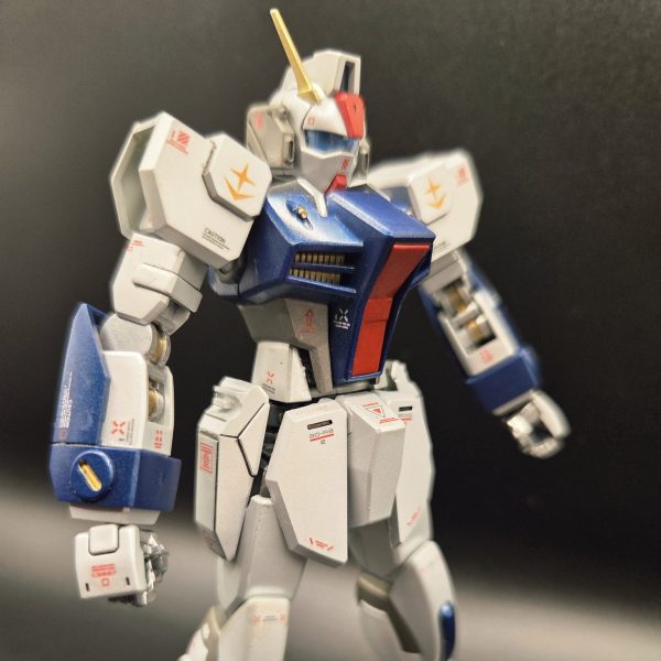 HG ダガーLを主人公機っぽく塗ってみた。