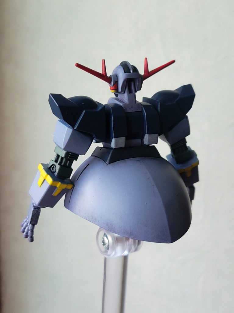 ■リヤビュー・全体的に少し汚しを入れています・スカートの造形がいいですね