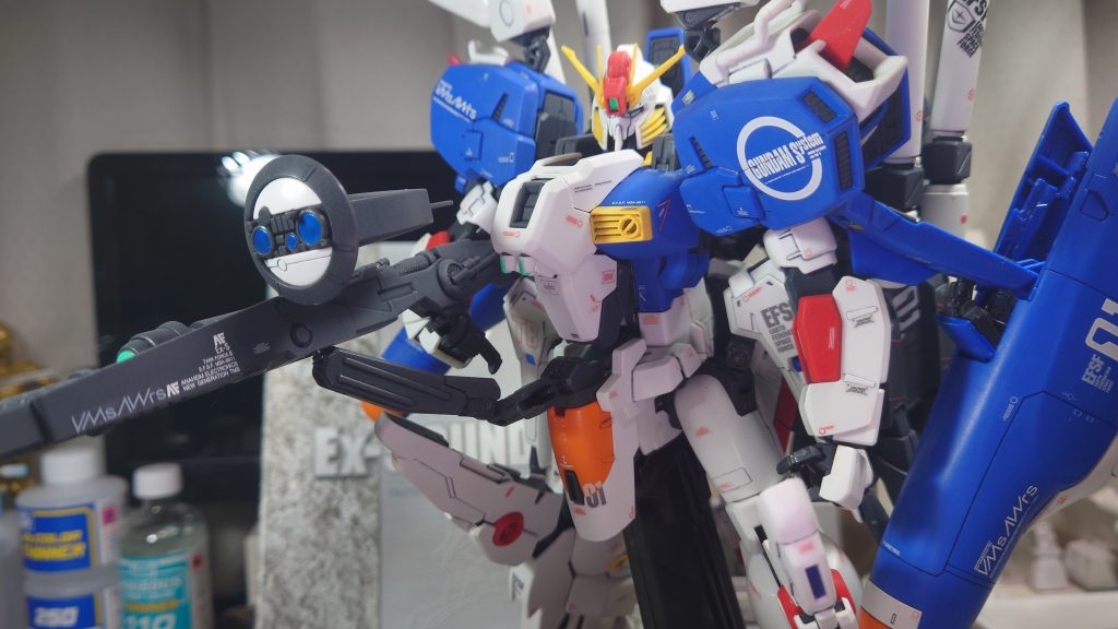 Ex-sガンダム–3枚目/制作者:あれく myT 積みプラ崩したい