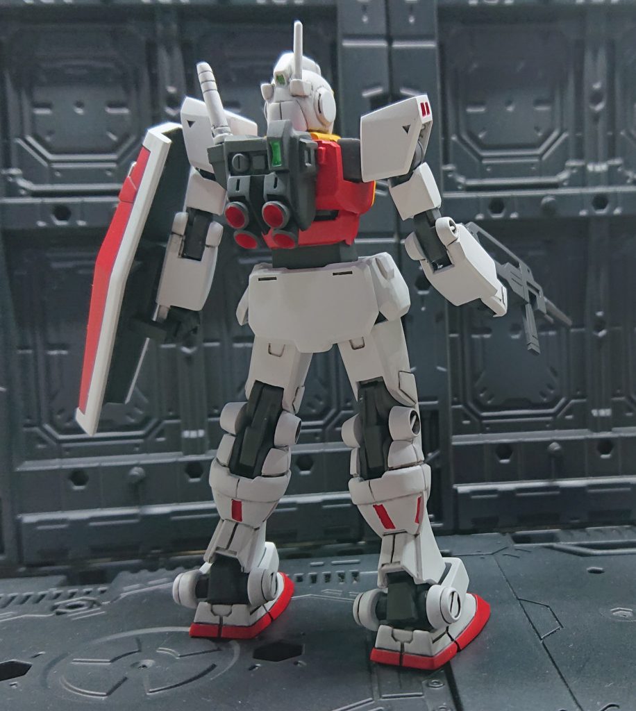 ザクやガンダムを作った時より、ジムの方が沢山の方に見てもらえて、いいねを頂けました。皆さん、ジム好きですね〜。